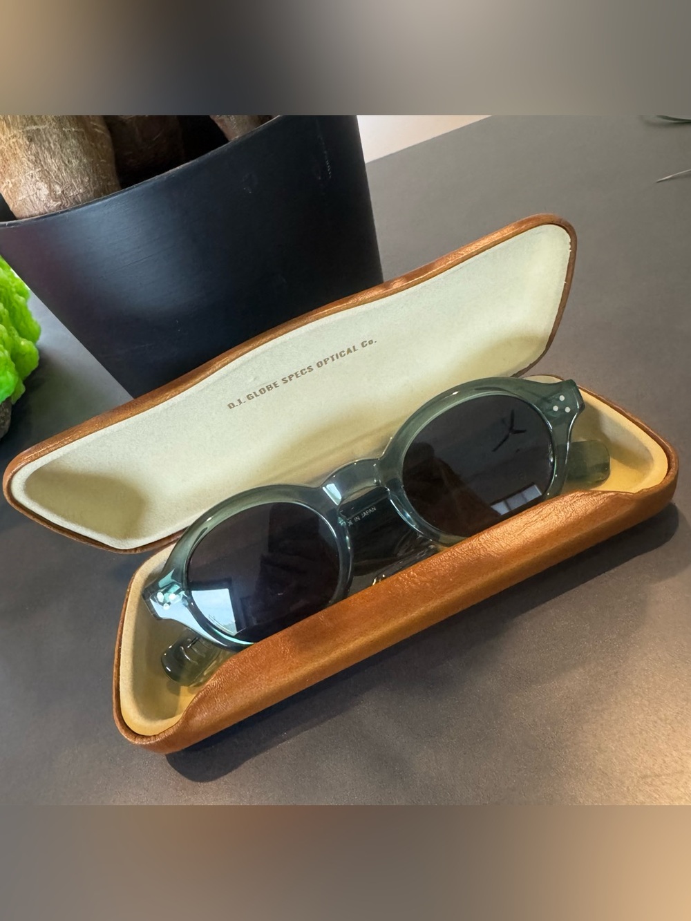 Mens new O.J. Globe Specs Optical “the mark” sunglasses in green.